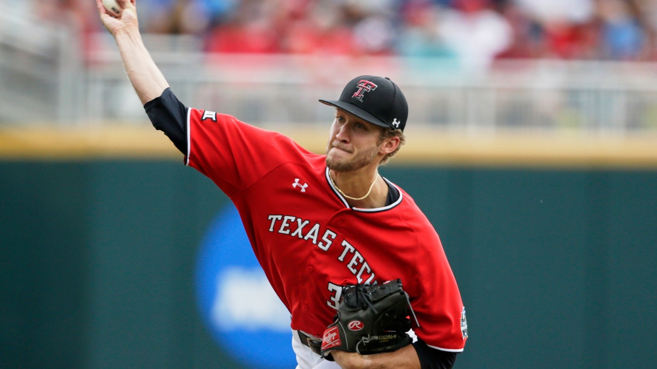 Masters' hit gives Tx Tech 5-4 win at CWS, sends Hogs home